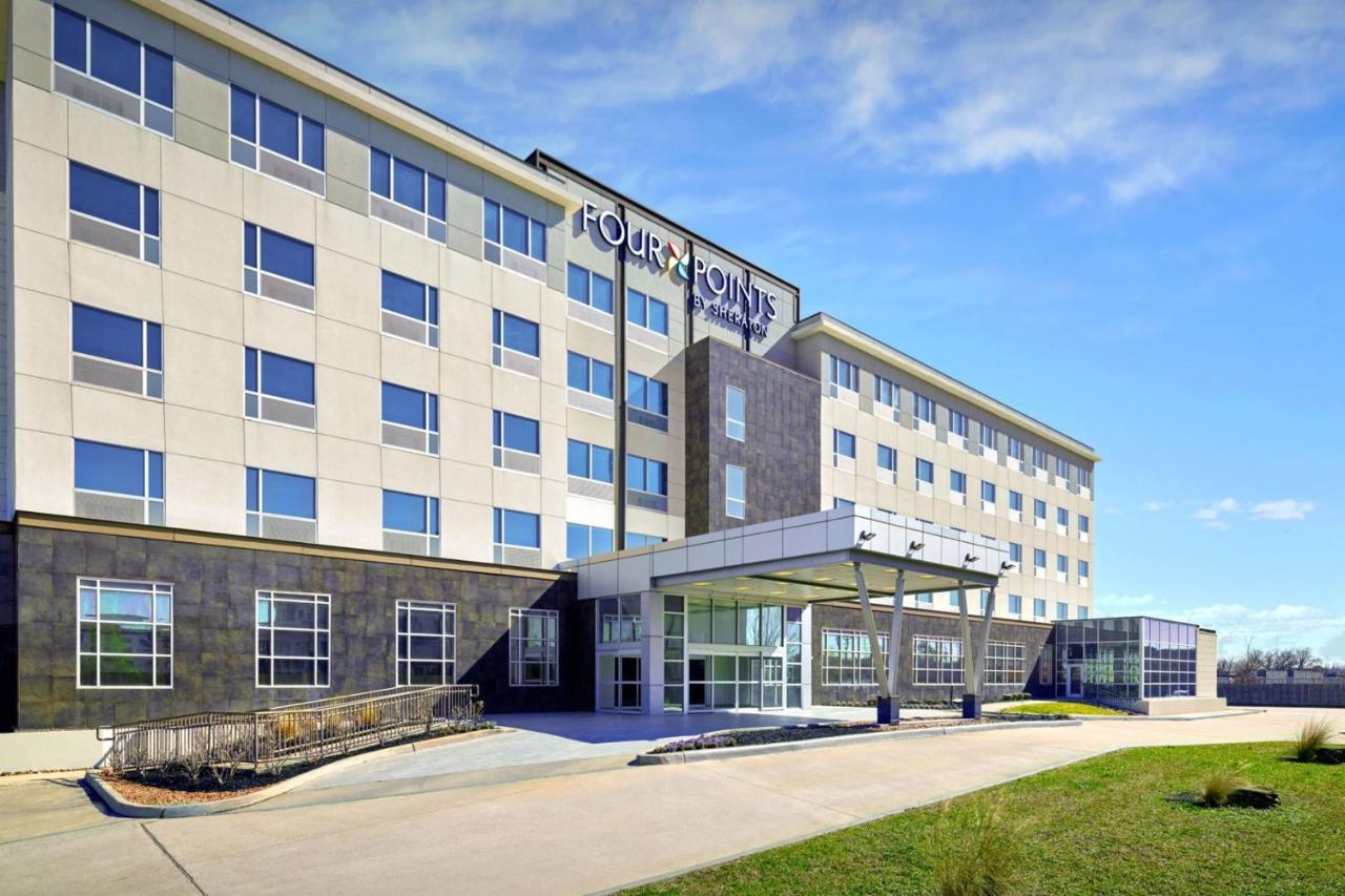 Hotel Four Points By Sheraton Houston Intercontinental Airport 3*