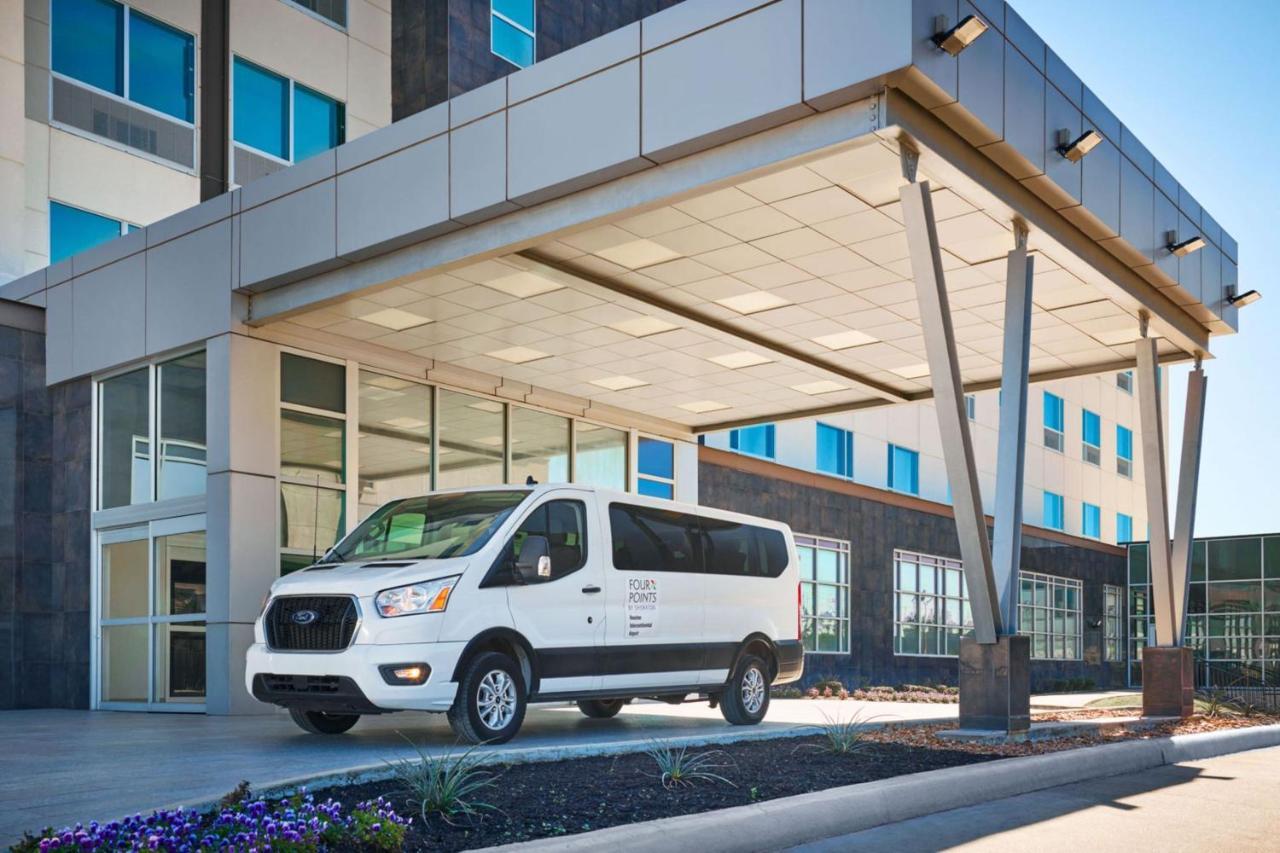 Hotel Four Points By Sheraton Houston Intercontinental Airport 3*