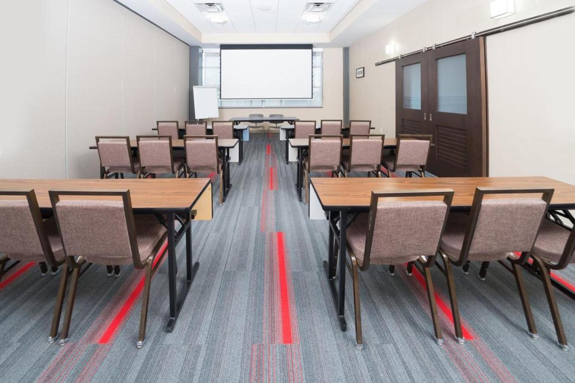Four Points By Sheraton Houston Intercontinental Airport Hotel Aldine